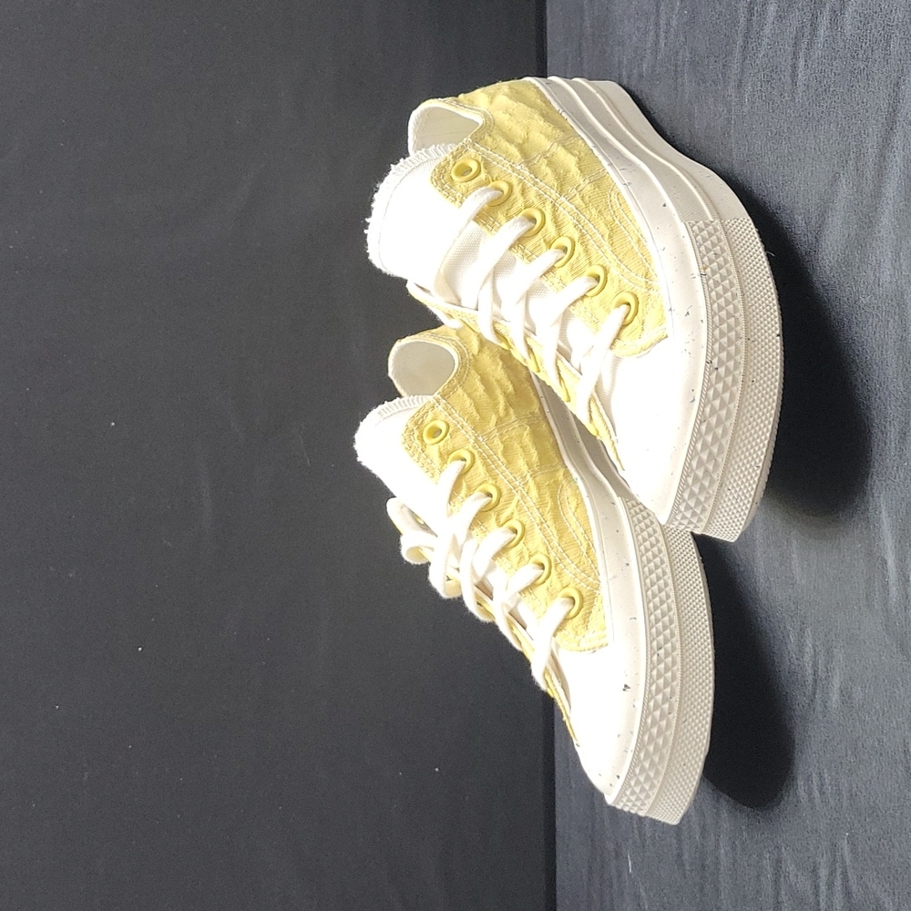 Converse shoes women Brand new